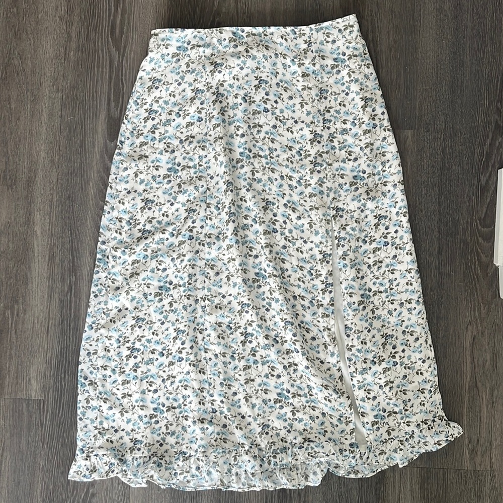 Abercrombie floral midi skirt with side slit